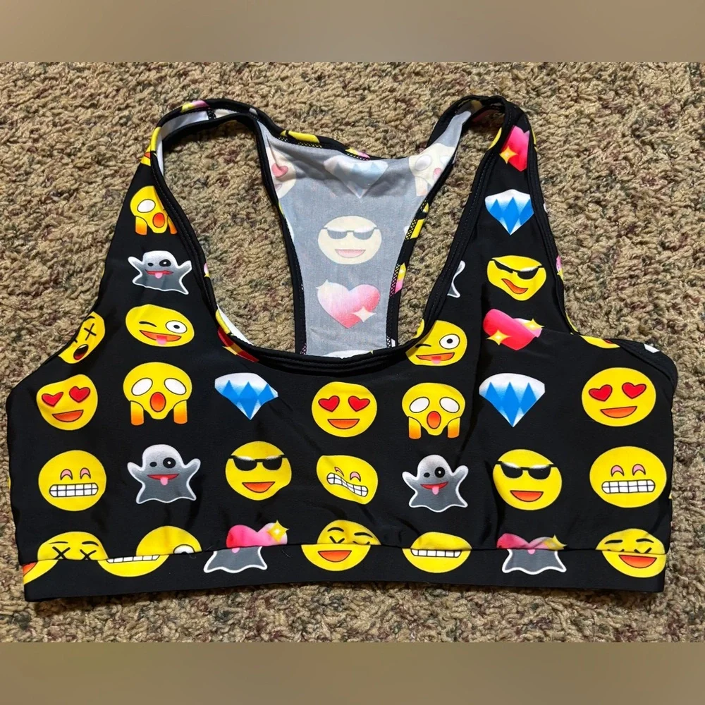 NWOT Plus Size Emoji Set - Picture 5 of 10